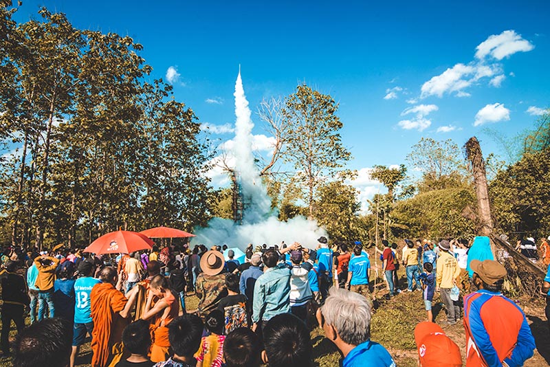 Fêtes des fusées Boun Bang Fai au Laos