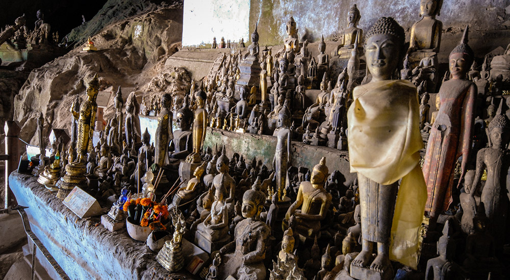 Les grottes de Pak Ou sur la rive du Mékong